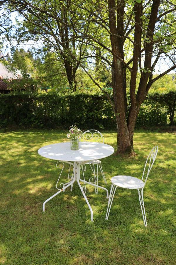 Zythogite Appartement 8 Personnes Avec Jardin, Bbq Tintigny Exterior foto